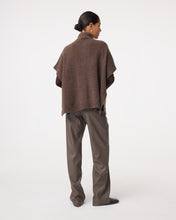 Afbeelding in Gallery-weergave laden, TovePoncho262P041202Choco__4
