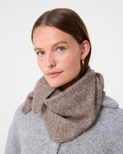 Tricja Scarf 252P057 203 Walnut