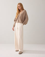 Afbeelding in Gallery-weergave laden, TrousersFoamuni4s2369-11680000122-Ivory__1
