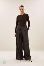 Afbeelding in Gallery-weergave laden, basiclsmelangestripetop264111021722coffeebean__1
