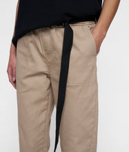 Afbeelding in Gallery-weergave laden, belted pants jog denim 20-046-5202 1280 rope
