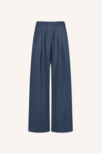 Afbeelding in Gallery-weergave laden, benji viscose pants 25118039 624 opal blue
