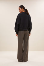 Afbeelding in Gallery-weergave laden, bibi nights sweater 25518909 861 jet black
