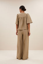 Afbeelding in Gallery-weergave laden, blake gloss blouse 25112044 750 gold
