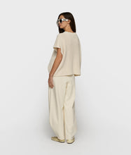Afbeelding in Gallery-weergave laden, cottonknittop20-613-62021325softvanilla__3
