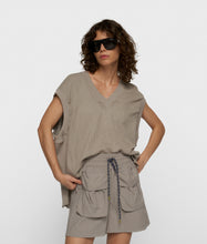 Afbeelding in Gallery-weergave laden, crinkleutilityshorts20-203-62031160fog__4
