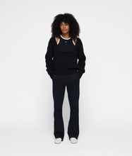 Afbeelding in Gallery-weergave laden, flared pants 20-001-5201 1012 black
