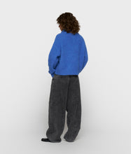 Afbeelding in Gallery-weergave laden, hairyknitsweater20-613-62031341ultramarine__3
