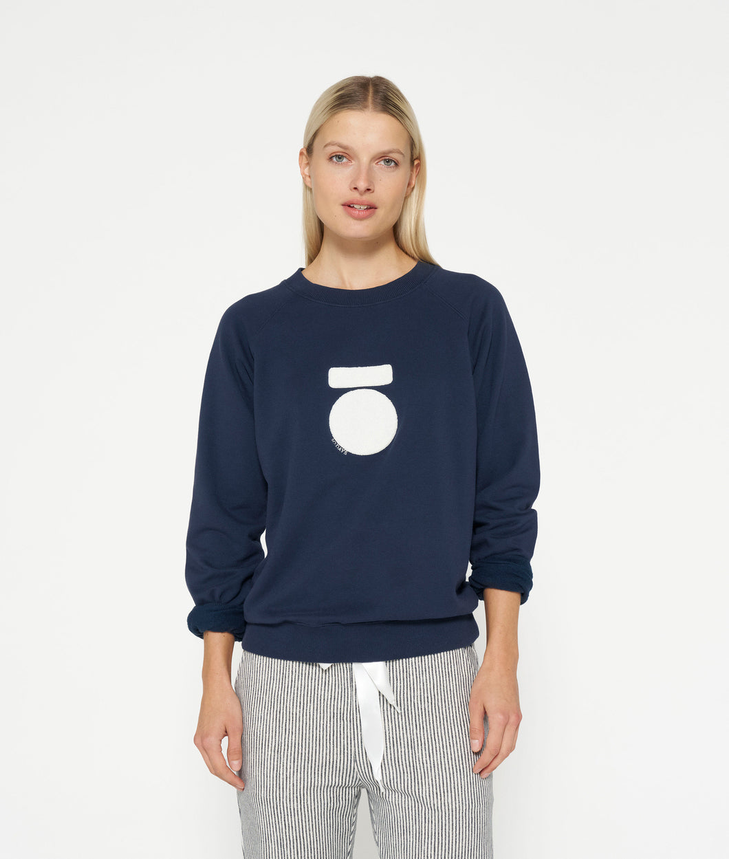 icon sweater 20-807-4201 1226 night sky