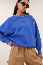 Afbeelding in Gallery-weergave laden, lililuckysweater264189041632azulblue__1
