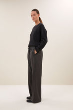 Afbeelding in Gallery-weergave laden, pelleherringbonepants26418035839blackherringbone__2
