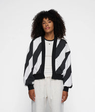 Afbeelding in Gallery-weergave laden, reversible bomber blazer 20-851-5201 1012 black
