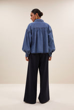 Afbeelding in Gallery-weergave laden, sarah short denim blouse 25512013 1602 medium denim
