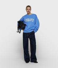 Afbeelding in Gallery-weergave laden, statementsweater20-830-62031341ultramarine__3
