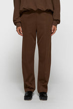 Afbeelding in Gallery-weergave laden, taperedtrackpants20-004-62011322darktruffle__1
