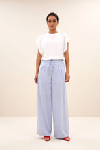 Afbeelding in Gallery-weergave laden, uma pinstripe pants 25118045 652 sky blue
