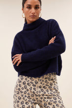 Afbeelding in Gallery-weergave laden, vinn pullover 25515029 856 midnight
