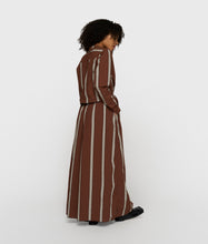 Afbeelding in Gallery-weergave laden, widelegpantsstripes20-034-62021326deepbrown__4
